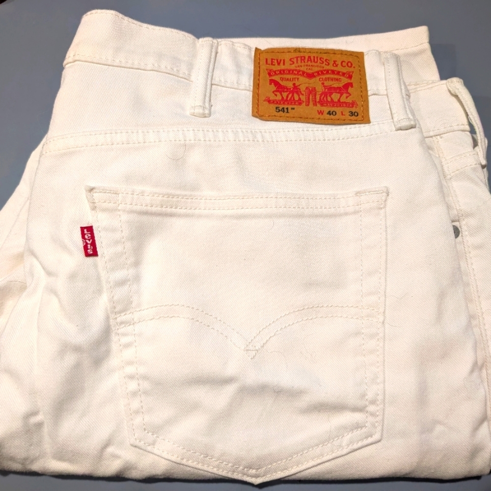 Levi's 541 stretch white jeans - 40x30